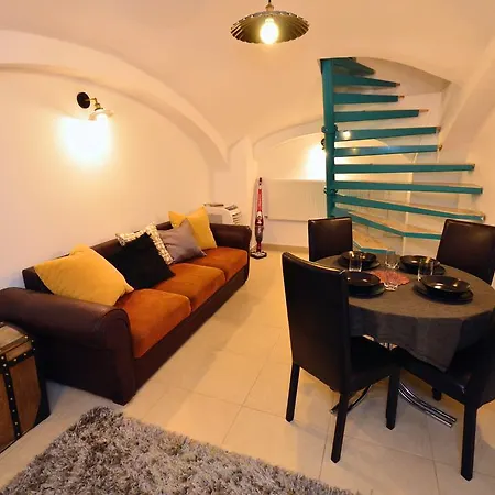 Apartment Star Center