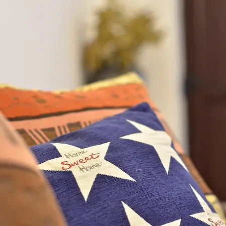 Star Center Apartment *